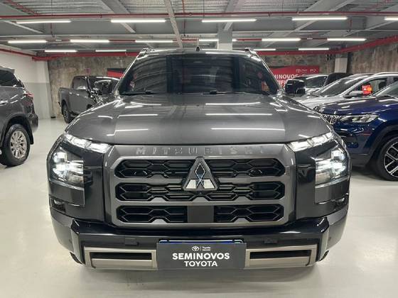 MITSUBISHI TRITON 2.4 BITURBO DIESEL CD KATANA 4X4 AUTOMÁTICO